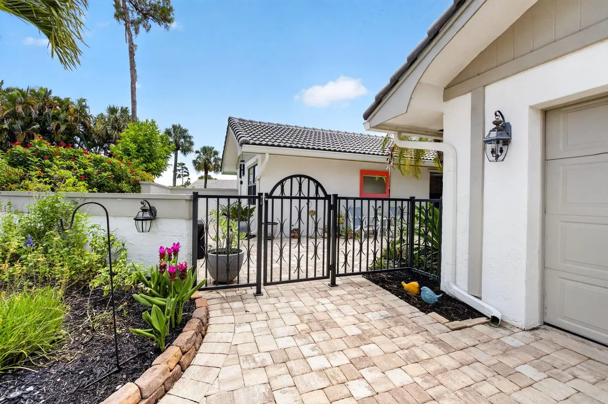 7-web-or-mls-DSC_7965 at 6928 Villas Drive, Boca Raton