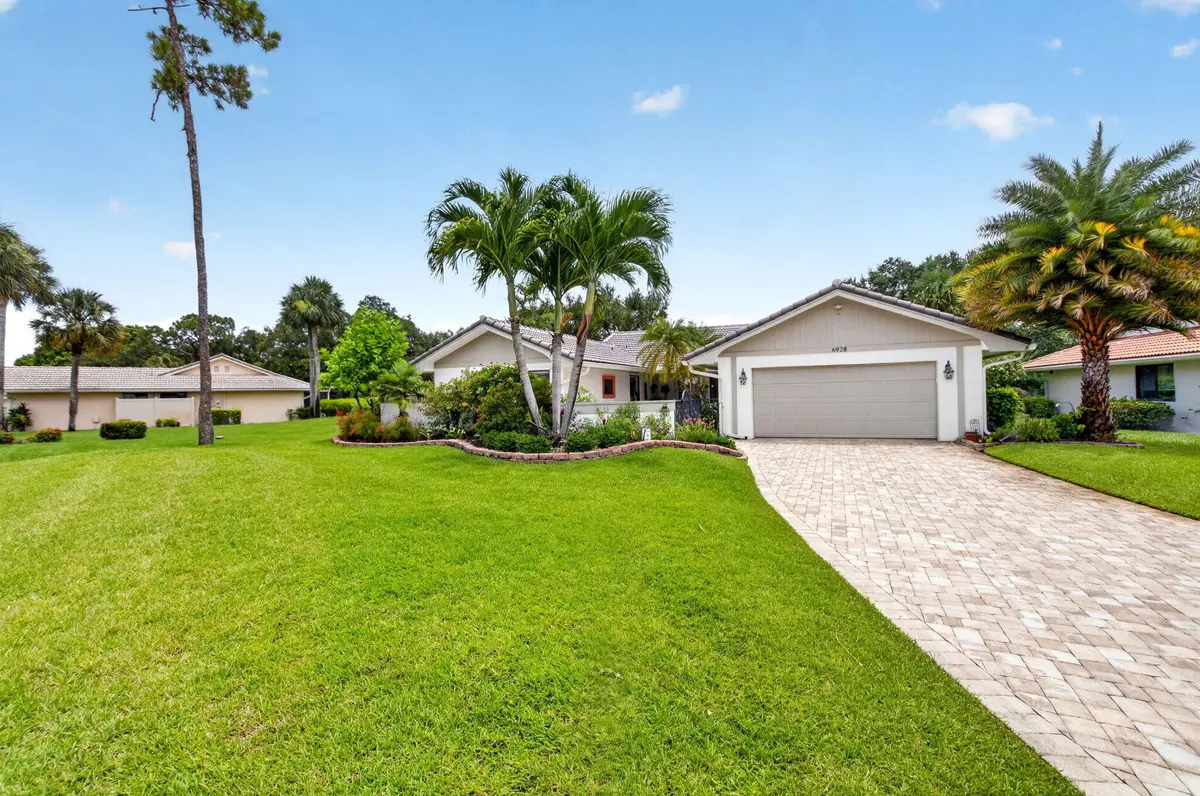 2-web-or-mls-DSC_8256 at 6928 Villas Drive, Boca Raton