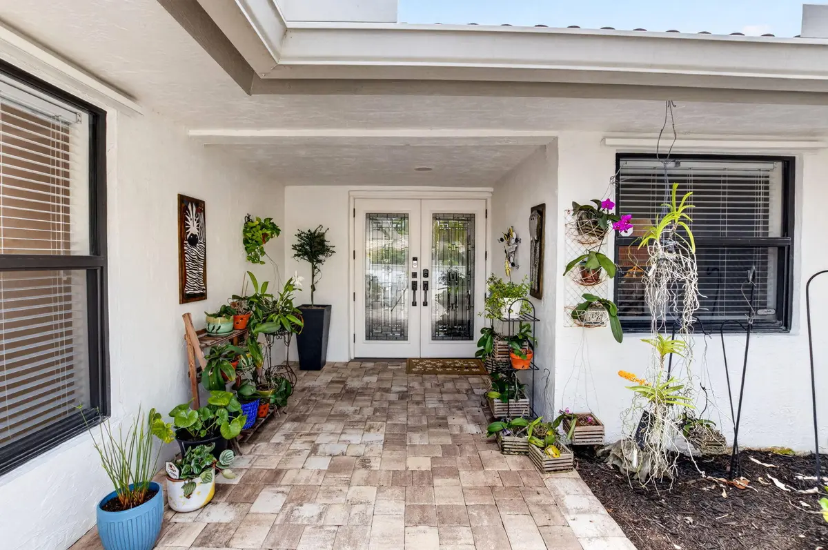 3-web-or-mls-DSC_7985 at 6928 Villas Drive, Boca Raton