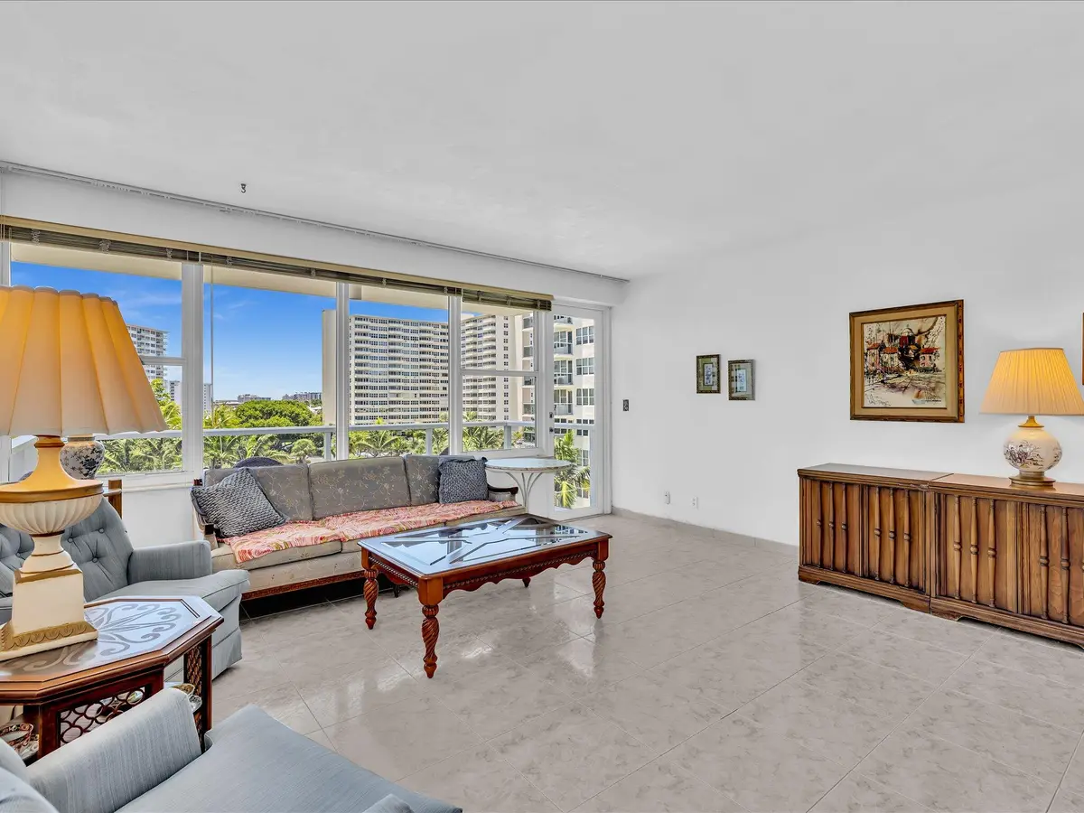 03-FPP00336 at 3300 NE 36th Street 516, Fort Lauderdale