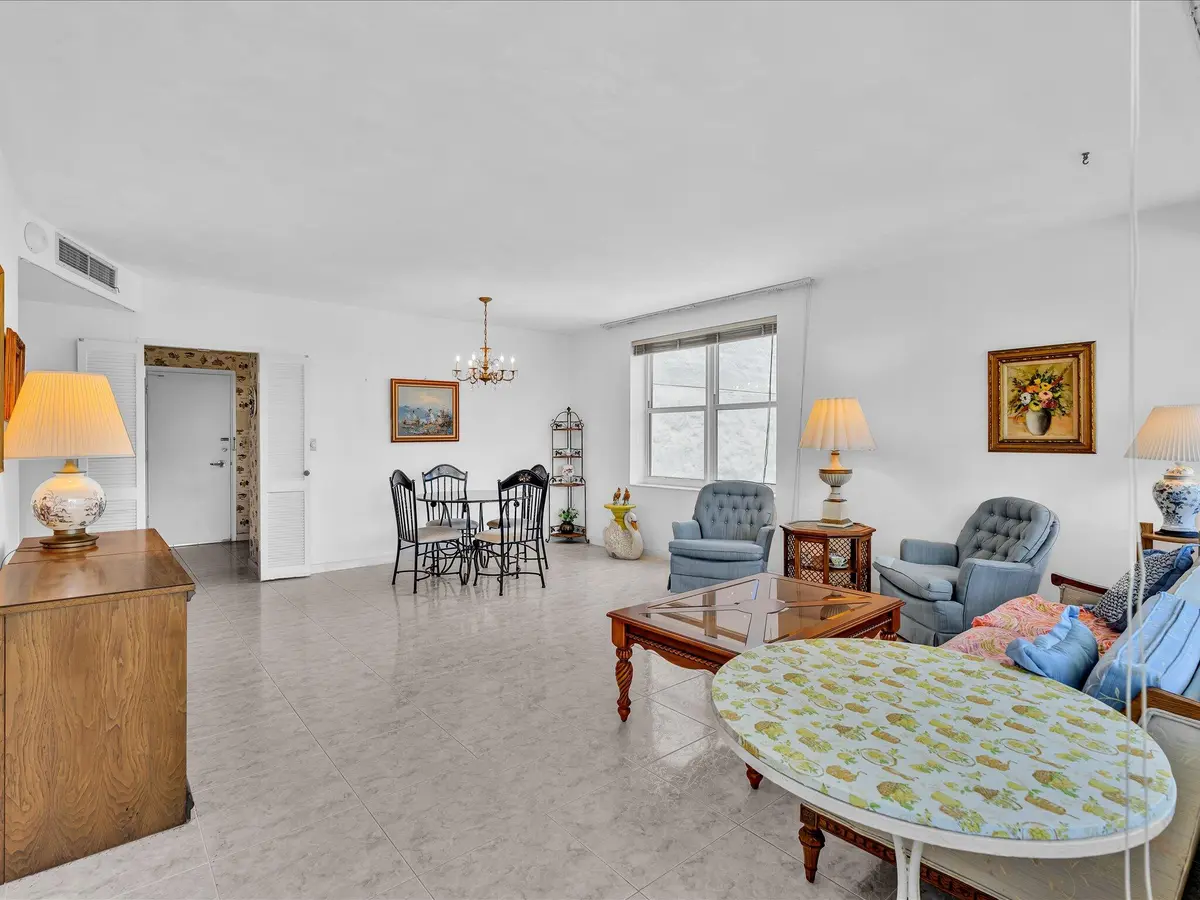 08-FPP00376 at 3300 NE 36th Street 516, Fort Lauderdale
