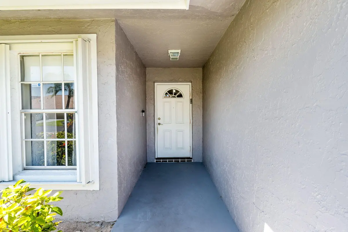Front Hallway at 5256 Tiffany Anne Circle, West Palm Beach