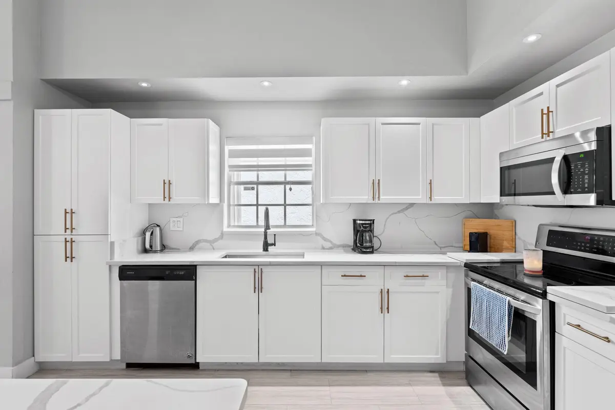 kItchen at 5256 Tiffany Anne Circle, West Palm Beach