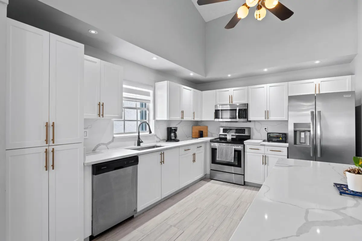 kItchen at 5256 Tiffany Anne Circle, West Palm Beach