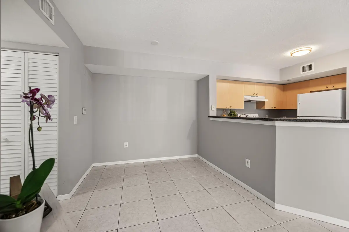 12-web-or-mls-DSC09488 at 4151 San Marino Boulevard 203, West Palm Beach