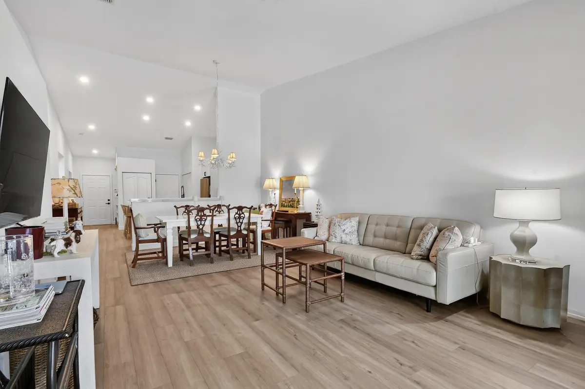 8402LogiaCircle Living at 8402 Logia Circle, Boynton Beach