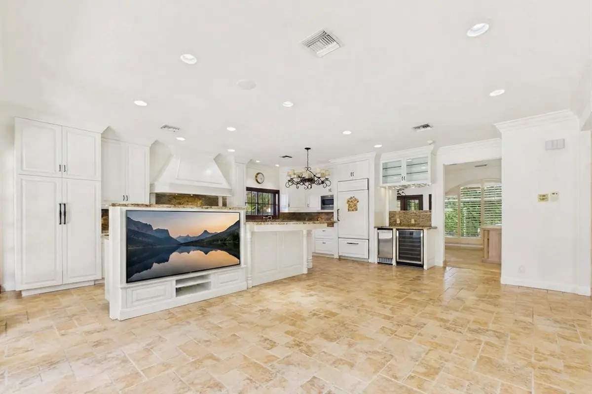 FP_107_16_MLS at 107 FLAGLER PROMENADE, West Palm Beach