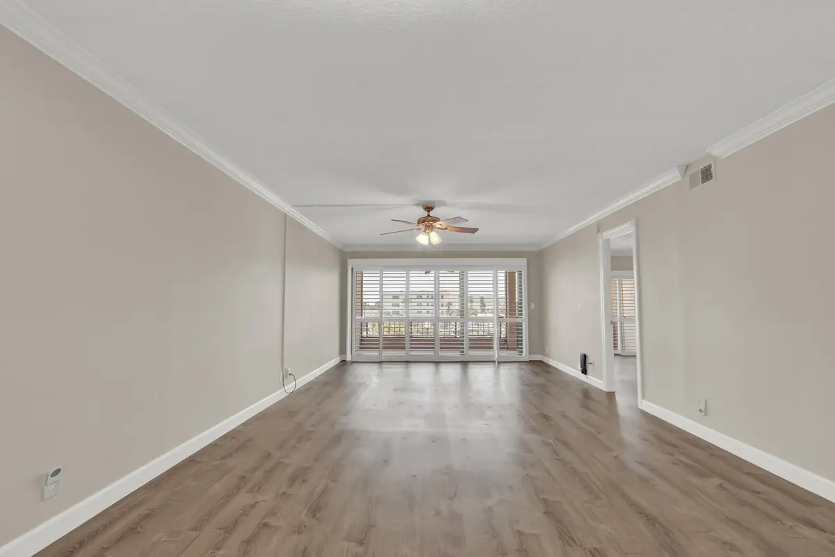 1036 US-1 221, North Palm Beach, FL – photo 4