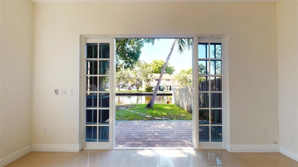 PHOTO 4 at 620 NE 20TH Street 1, Wilton Manors