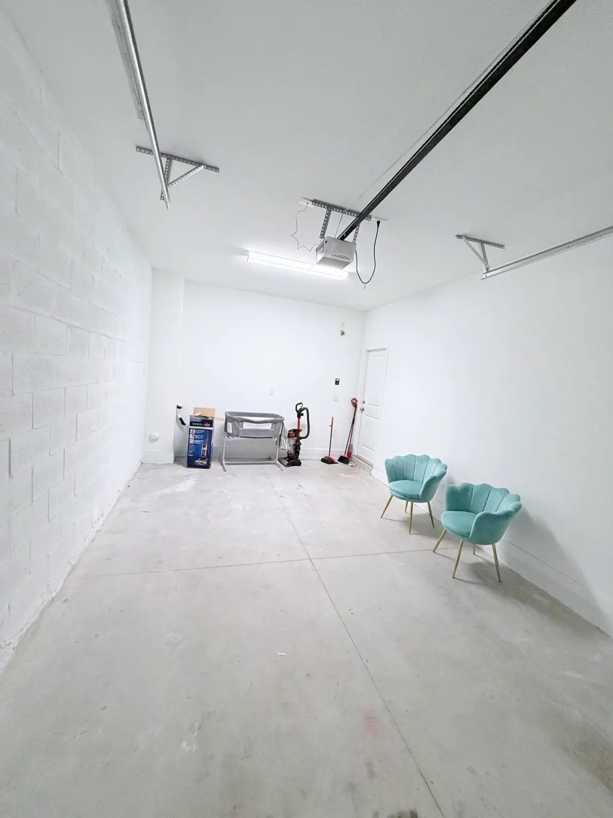 GARAGE 2 at 938 NW 3RD Terrace, Pompano Beach