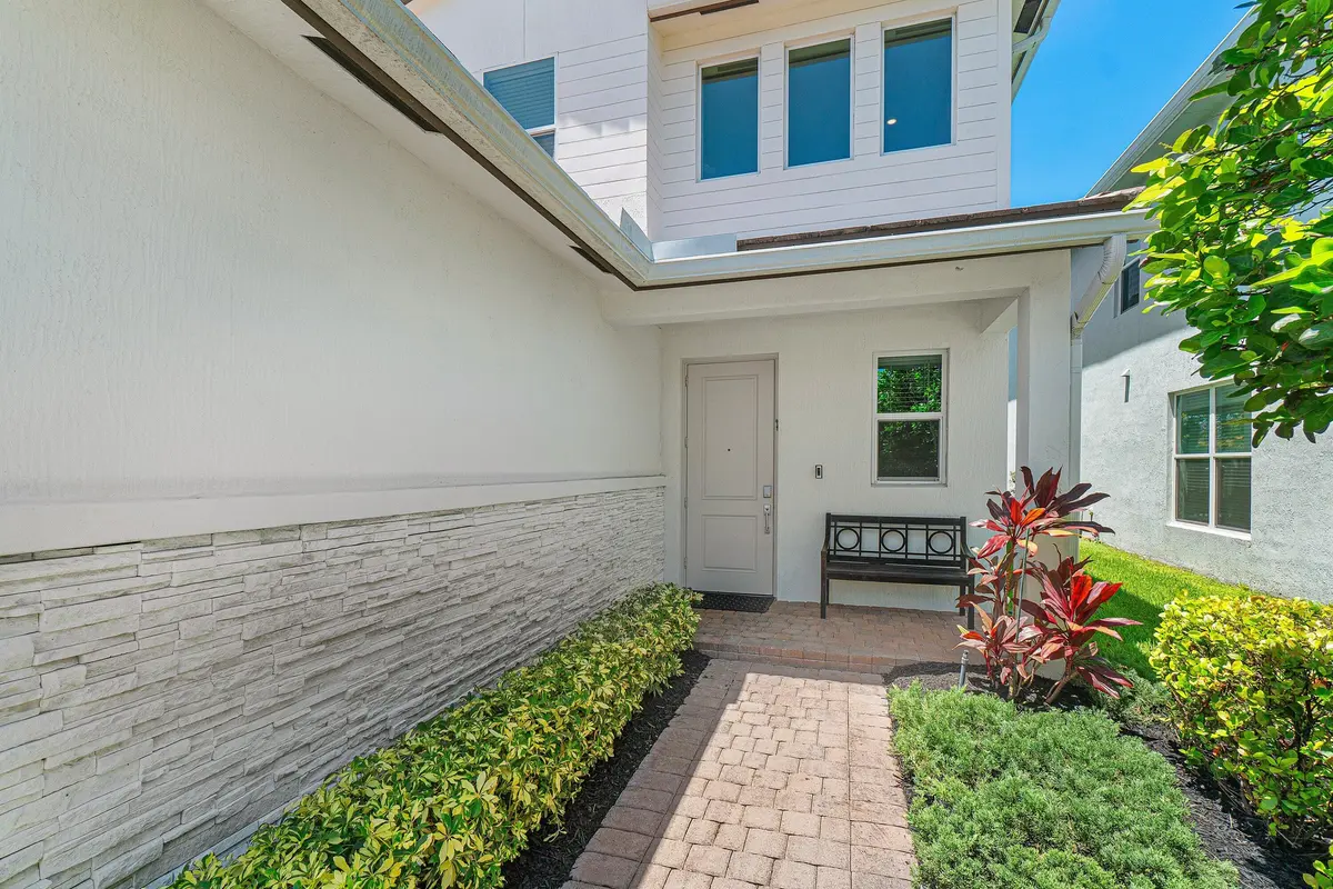 004-1091VerdeCourt-DeerfieldBeach-FL-330 at 1091 Verde Court, Deerfield Beach