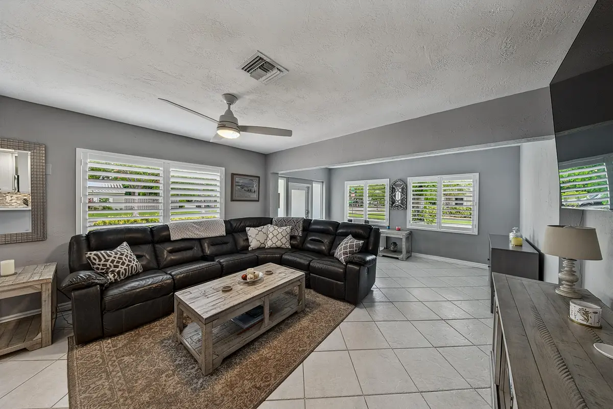 smith-13 at 800 SW 19TH Street, Fort Lauderdale