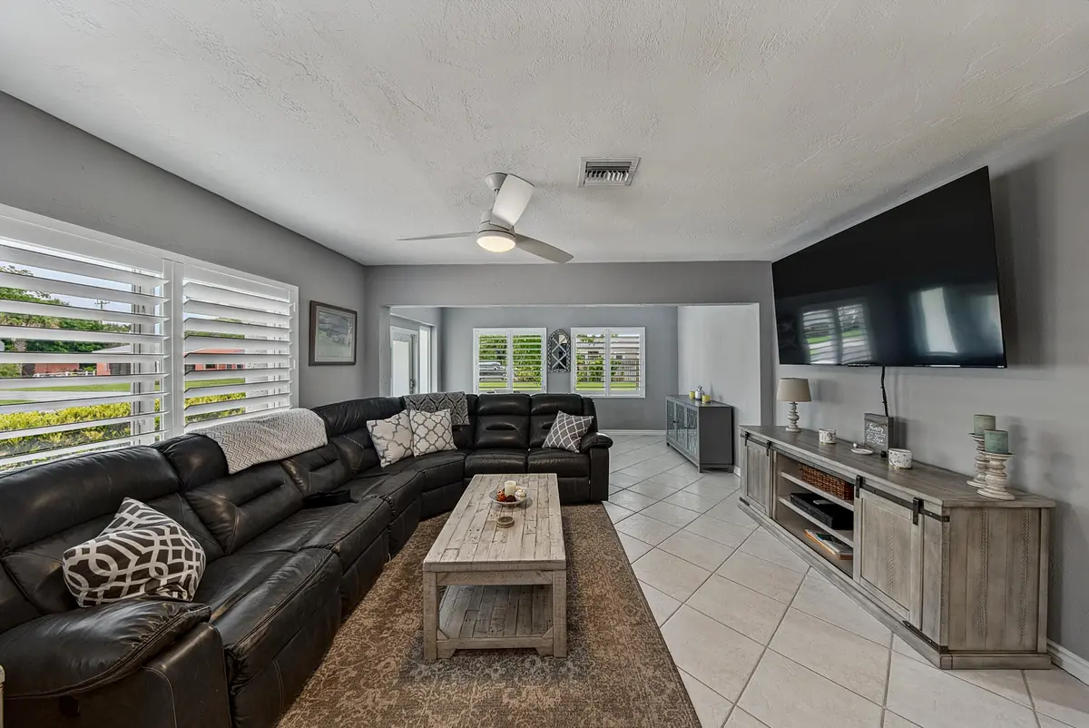 smith-14 at 800 SW 19TH Street, Fort Lauderdale