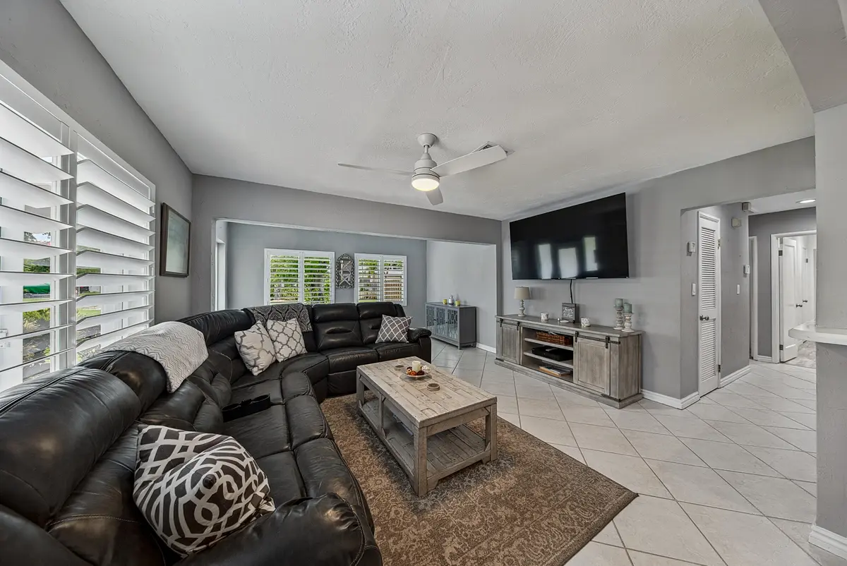 smith-15 at 800 SW 19TH Street, Fort Lauderdale