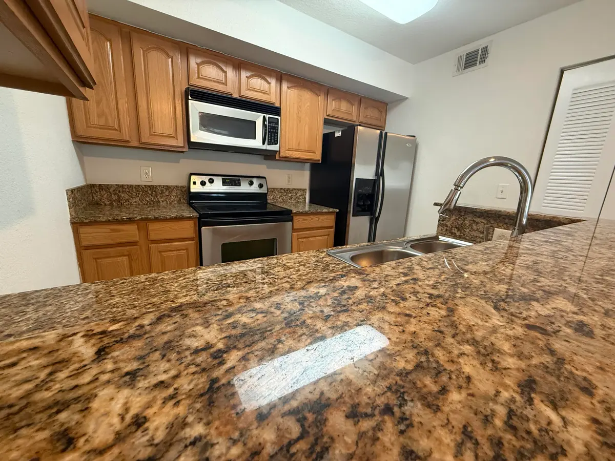 IMG_0800 at 231 SW Palm Drive 107, Port St. Lucie