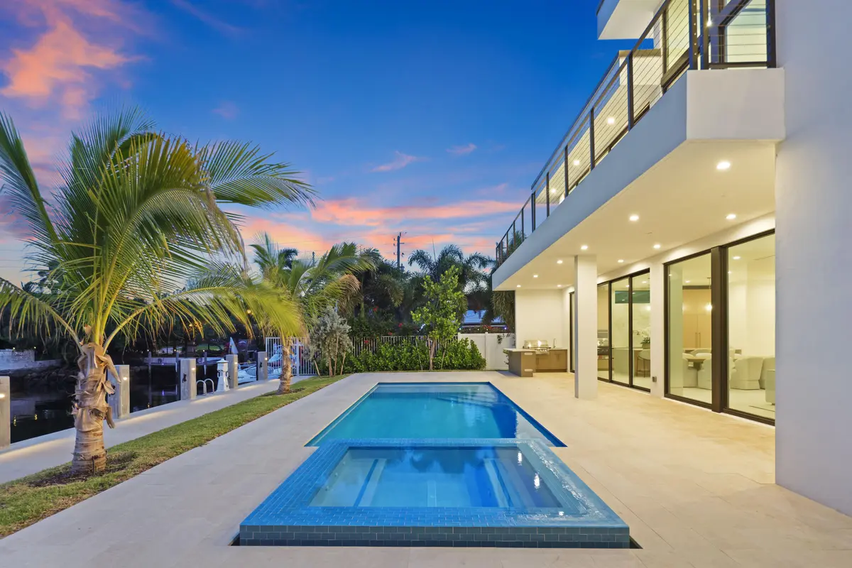 2612 Northeast 4th St - 109.jpg-FULL at 2612 NE 4TH Street, Pompano Beach