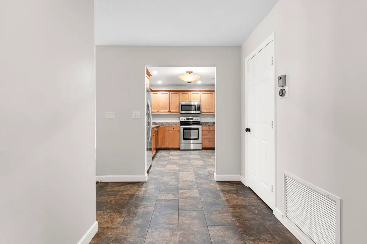 1107-11 at 1107 St Andrews Road, Hollywood
