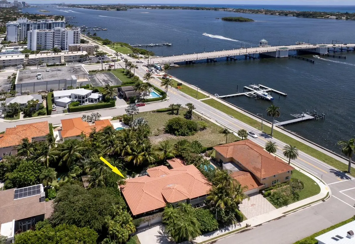107 Flagler Promenade S at 107 FLAGLER PROMENADE, West Palm Beach