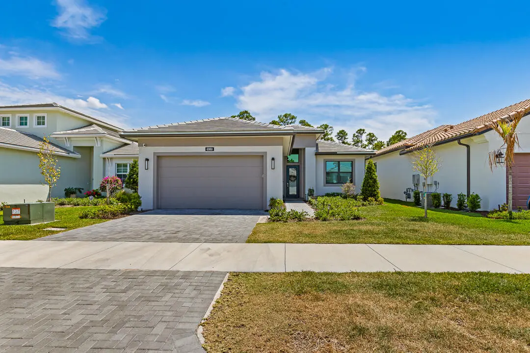 Front at 6980 SE HAVEN Lane, Stuart