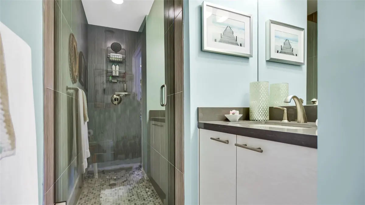 Photo 6 at 816 NE 7TH Street, Fort Lauderdale