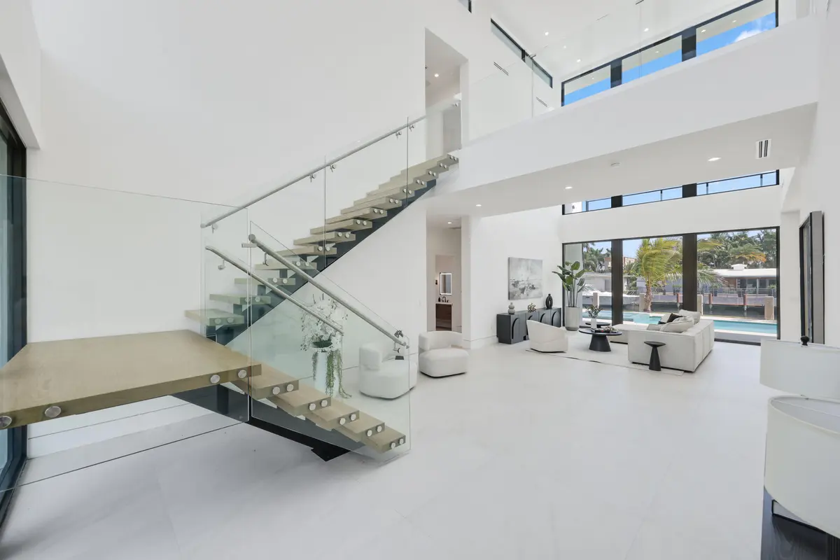 2612 Northeast 4th St - 6.jpg-FULL at 2612 NE 4TH Street, Pompano Beach