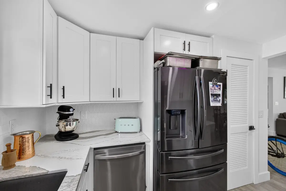 6-web-or-mls-5D1A1440 at 110 Wettaw Lane 106, North Palm Beach
