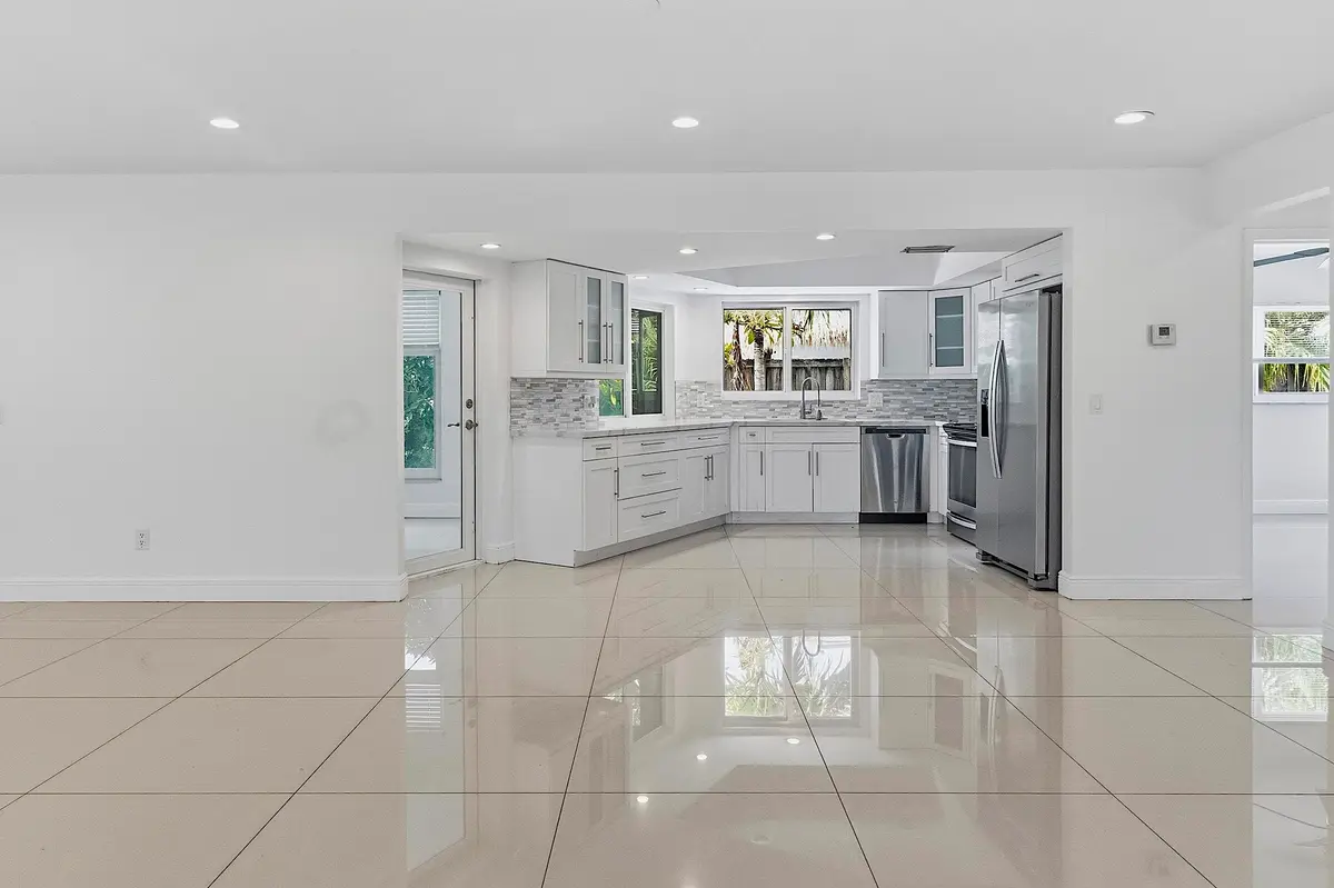 2910 NE 40th Ct - - 007 at 2910 NE 40TH Court, Lighthouse Point