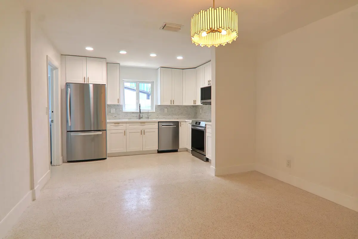IMG_5272 at 5424 NE 21st Terrace, Fort Lauderdale