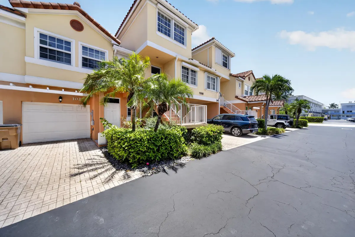 Front view at 1998 NE 7TH Street 103, Deerfield Beach