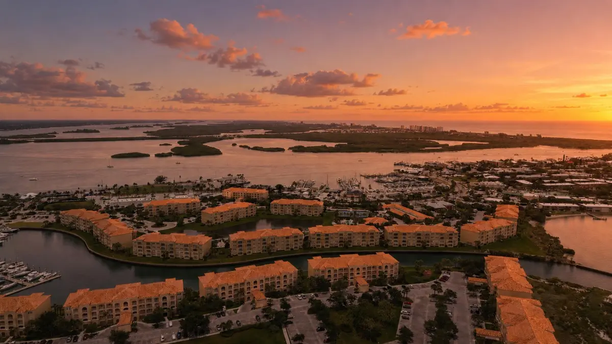 PRESERVE-12 at 17 Harbour Isle Drive Ph03, Hutchinson Island
