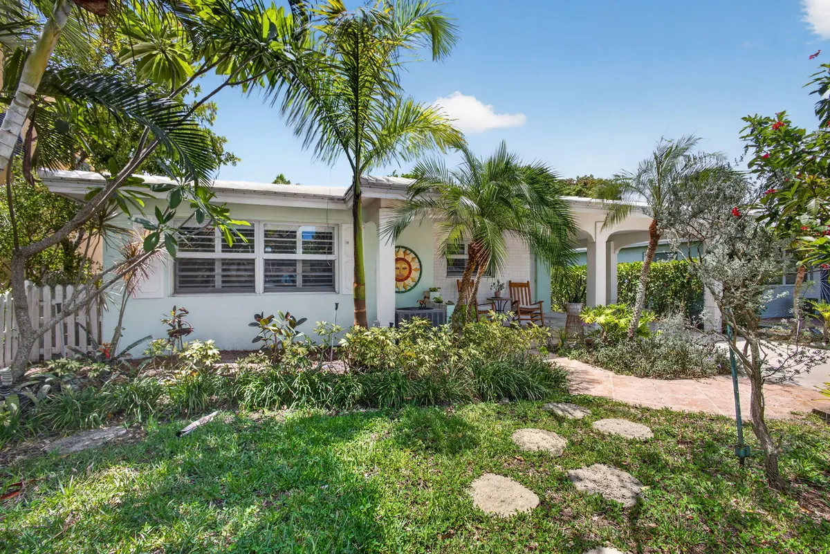 5-web-or-mls-5D1A3848 at 213 Fordham Drive, Lake Worth