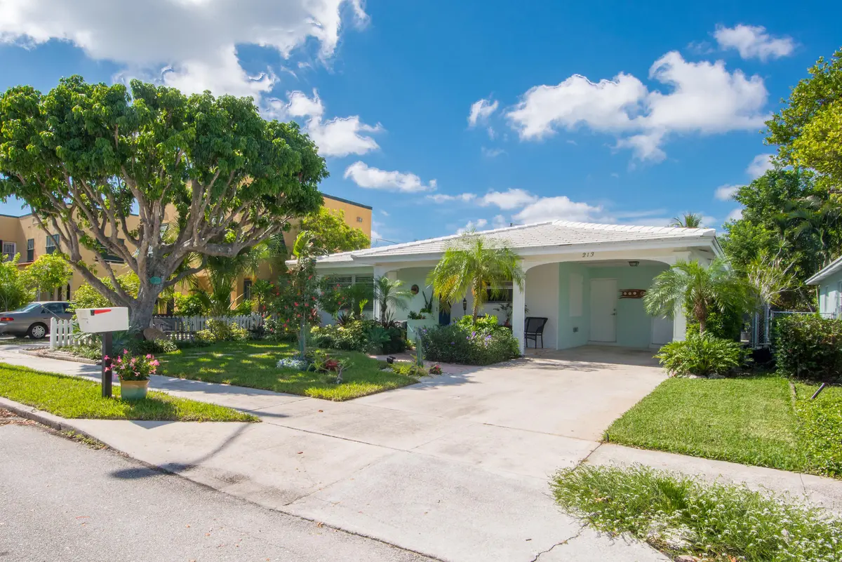 main pics at 213 Fordham Drive, Lake Worth