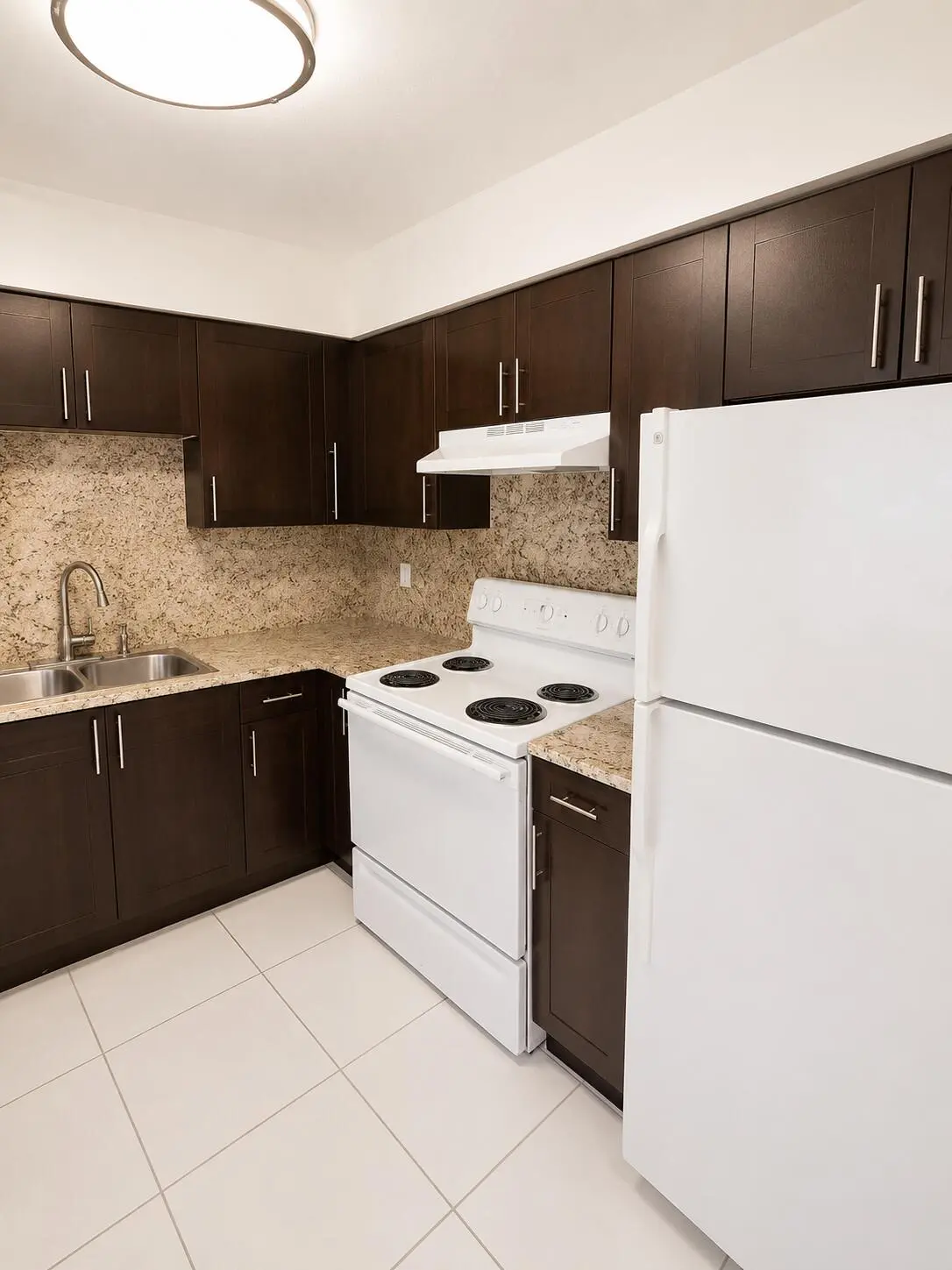 f5043693-52ea-4e88-8280-ead8ebe729c8 at 3609 Polk Street Apt 2, Hollywood