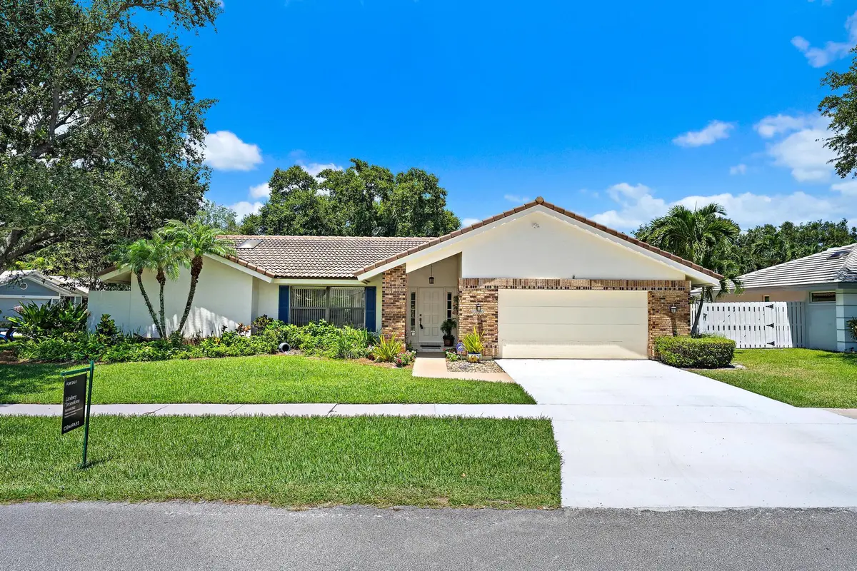 Exterior at 180 Bayberry Place, Jupiter