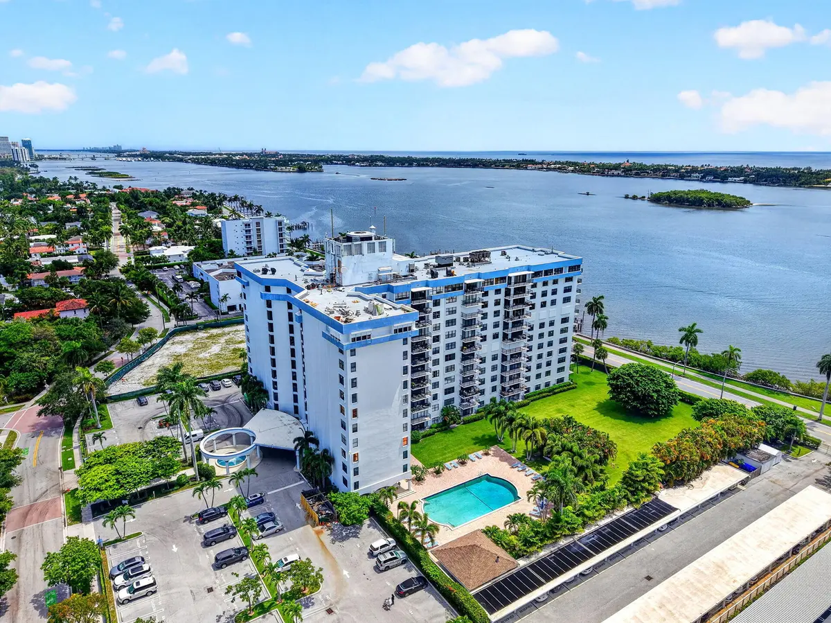 43-web-or-mls-DJI_20260723115440_0107_D at 3800 WASHINGTON Road 708, West Palm Beach