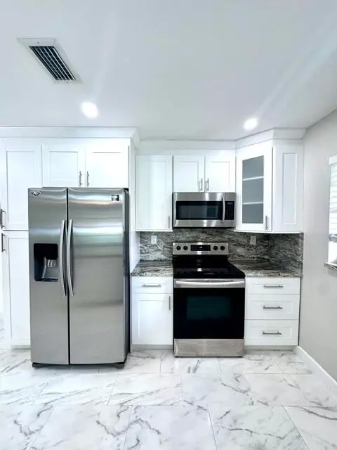 Kitchen at 14140 Nesting Way A, Delray Beach