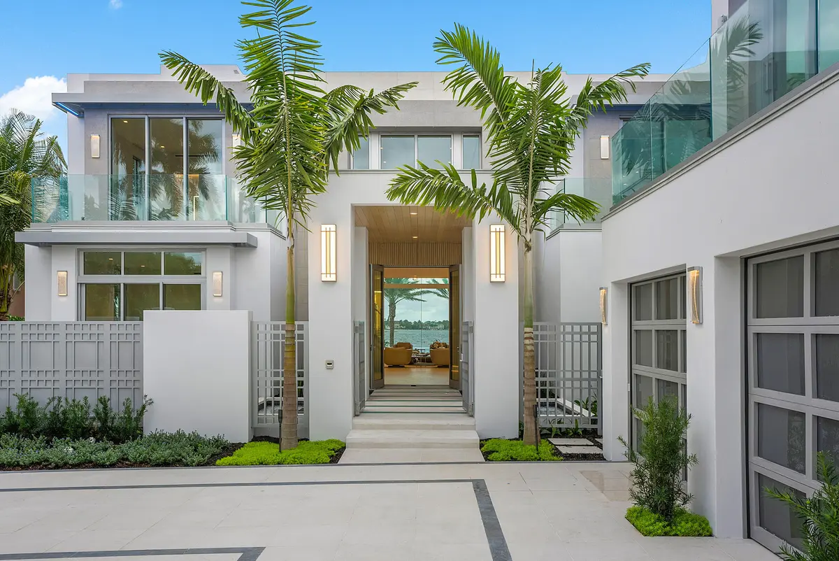006-Entry 2 at 3030 WASHINGTON Road, West Palm Beach