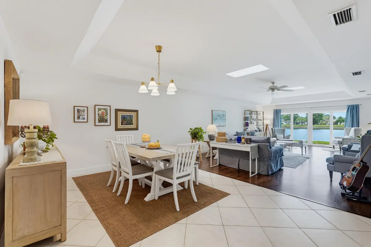 Giant Great Room at 9123 PINE SPRINGS Drive, Boca Raton
