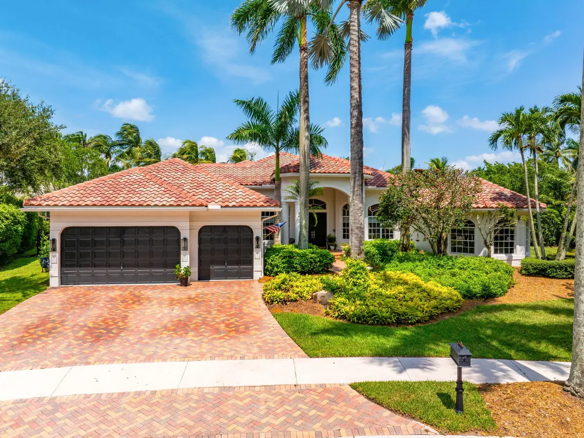 _1 at 2480 Poinciana Lane, Weston