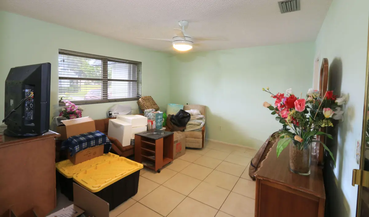 Bedroom 1 at 2886 Fernley Drive 91, West Palm Beach