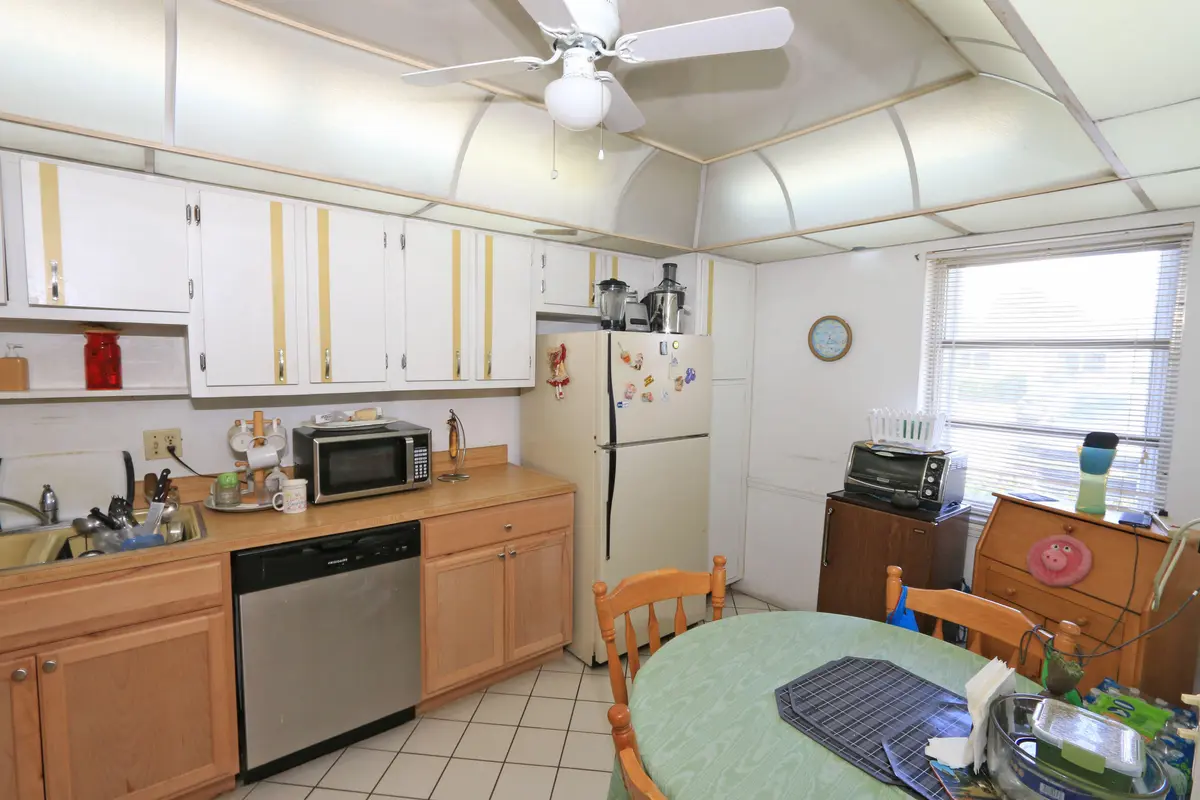 IMG_7765 at 2886 Fernley Drive 91, West Palm Beach