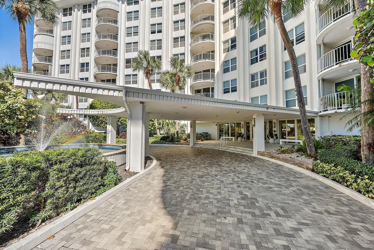 front HH at 2295 S OCEAN Boulevard 418, Palm Beach