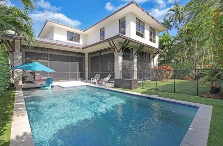 Backyard at 404 NE 13th Avenue, Fort Lauderdale
