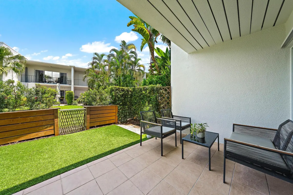 388 Golfview Rd apt h-20 at 388 Golfview Road H, North Palm Beach
