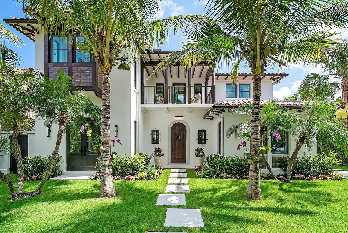 005-230Pershing Way at 230 Pershing Way, West Palm Beach