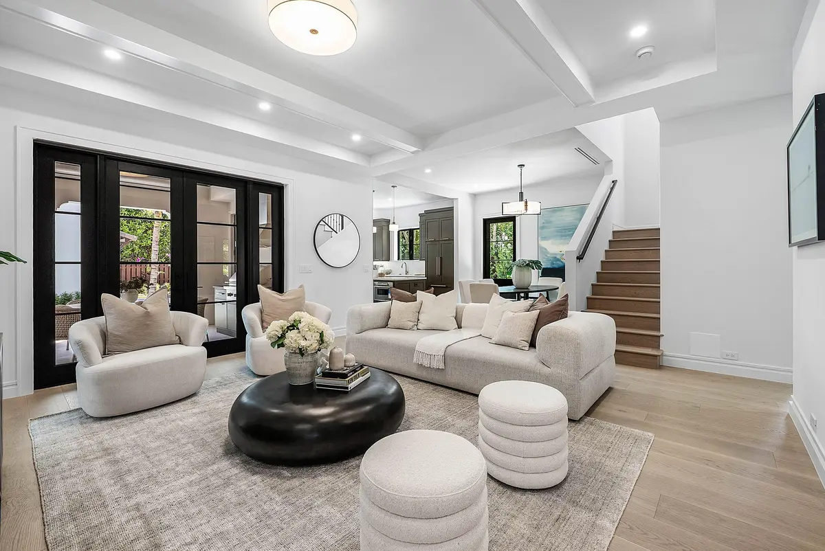 009-230PershingWay-WestPalmBeach-FL-3340 at 230 Pershing Way, West Palm Beach