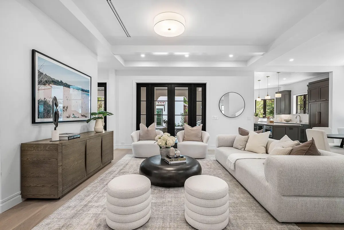 008-230PershingWay-WestPalmBeach-FL-3340 at 230 Pershing Way, West Palm Beach