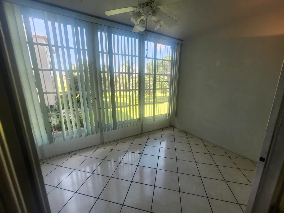 Florida room View at 230 NE 26th Avenue 209, Boynton Beach