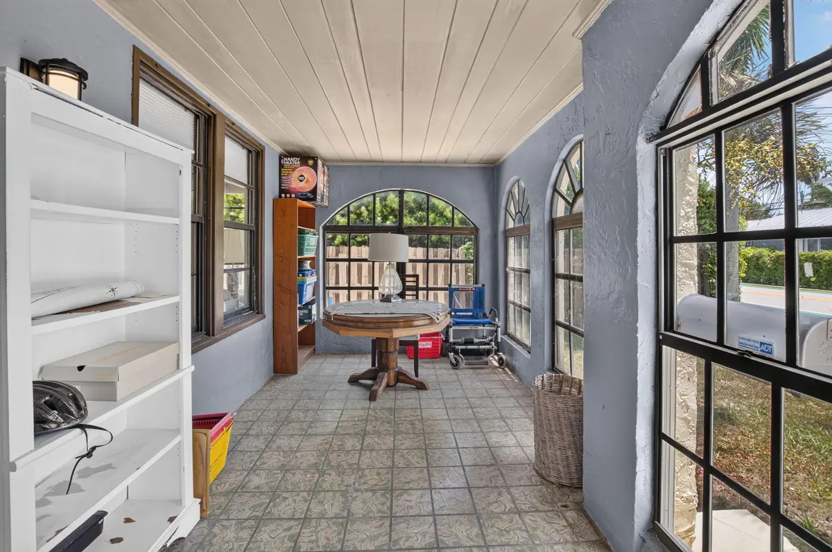 7-web-or-mls-DSC_1056 at 806 NE 2nd Avenue, Delray Beach