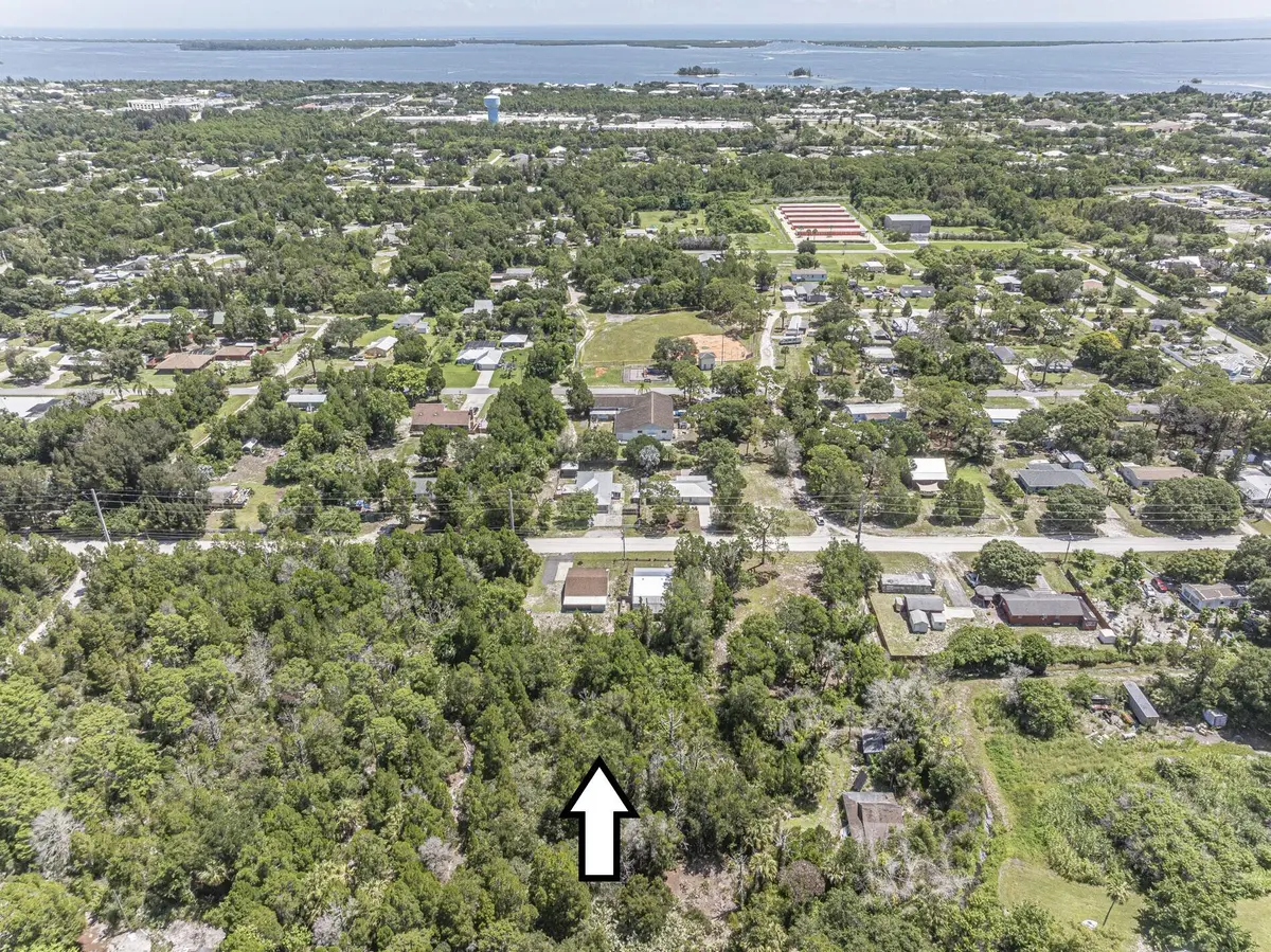 8.1 at 12870 80TH Court, Sebastian